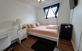Lala-Near Pearson Airport-Mall-Free Parking